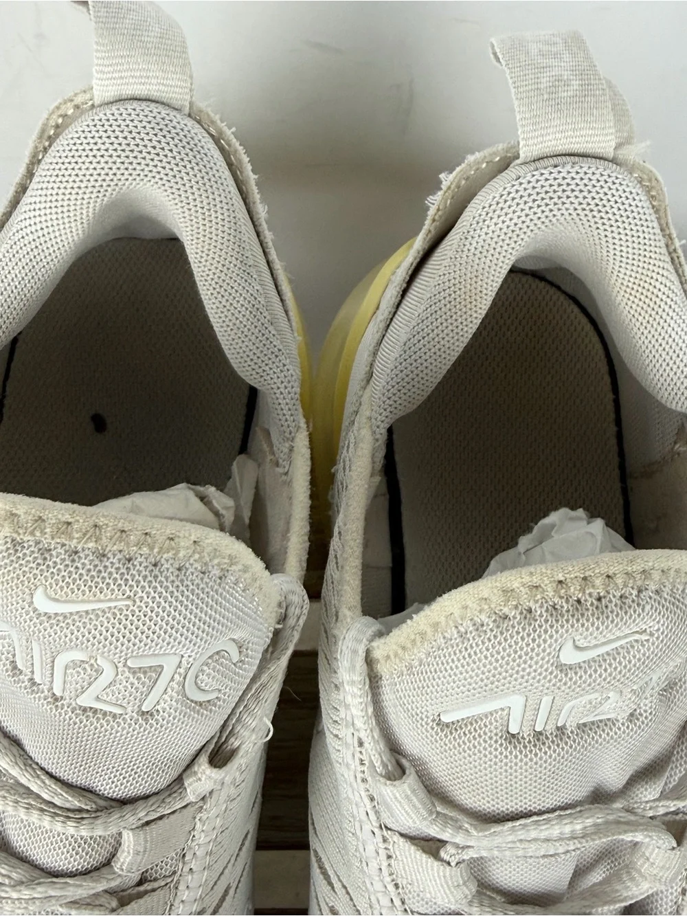Nike Air Max 270 sneakers in a light bone, white color way size 7Y